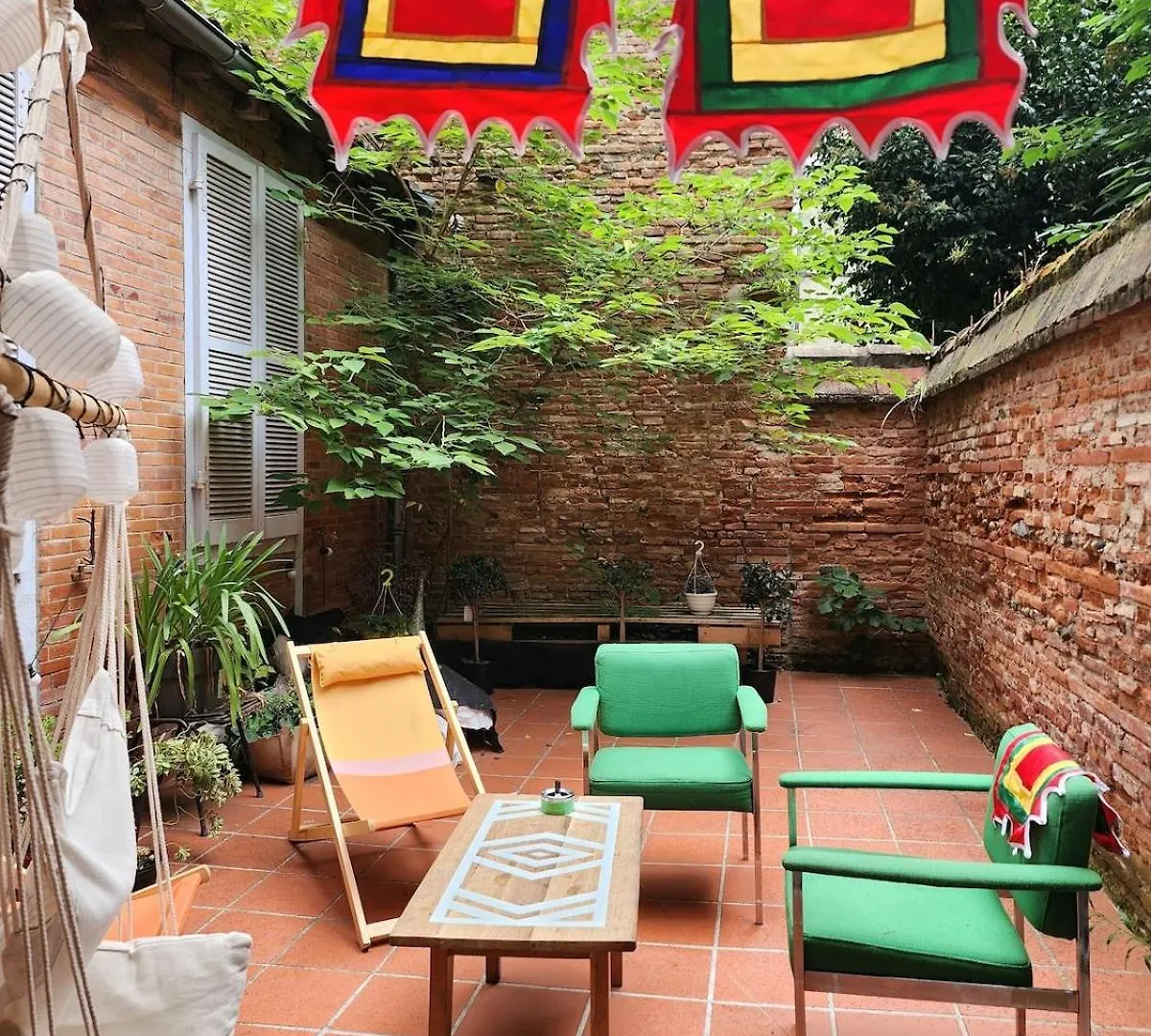 Zen Rustic Home & Private Backyard Toulouse Center アパート